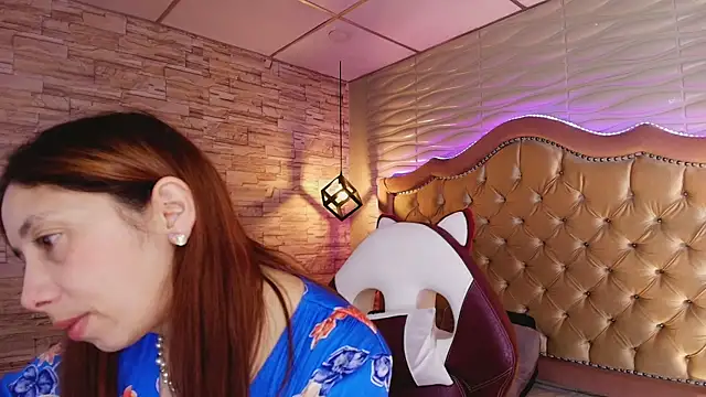 Snapshot of stephaniesun_ chatting on May 2026 01:28:02 PM stephaniesun online show from May 2026 01:28:02 PM