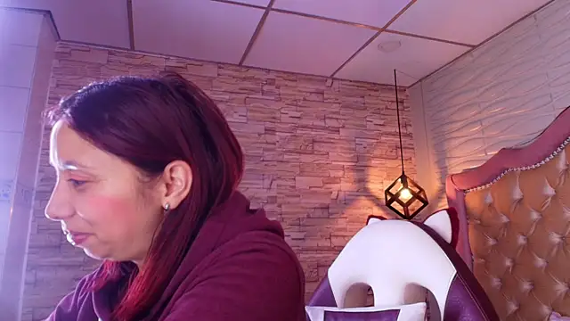 stephaniesun  online show from July 2026 12:44:02 PM
