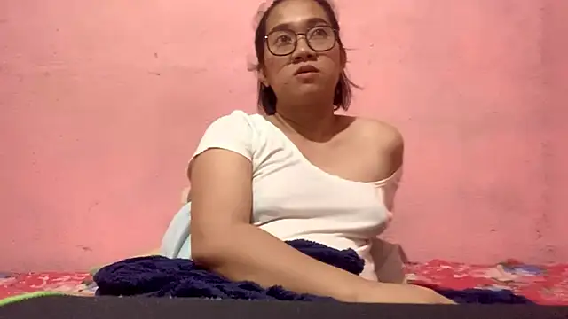 Snapshot of Xxx_tit chatting on April 2026 04:53:02 PM Xxx tit online show from April 2026 04:53:02 PM