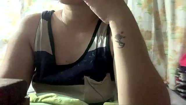 Snapshot of Xxx_tit chatting on May 2026 02:45:01 PM Xxx tit online show from May 2026 02:45:01 PM