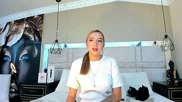 SamaanthaMiller online show from May 2026 08:36:02 PM