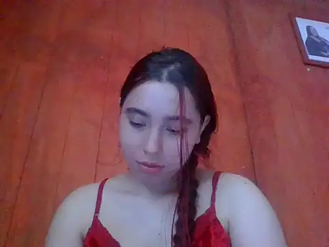 Annisof online show from April 2026 06:32:01 PM