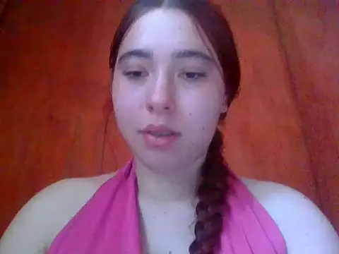 Snapshot of Annisof chatting on April 2026 06:39:01 PM Annisof online show from April 2026 06:39:01 PM