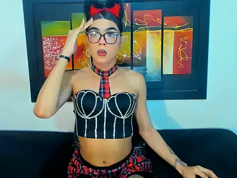 Snapshot of Miastephensz chatting on May 2026 03:25:02 AM Miastephensz online show from May 2026 03:25:02 AM