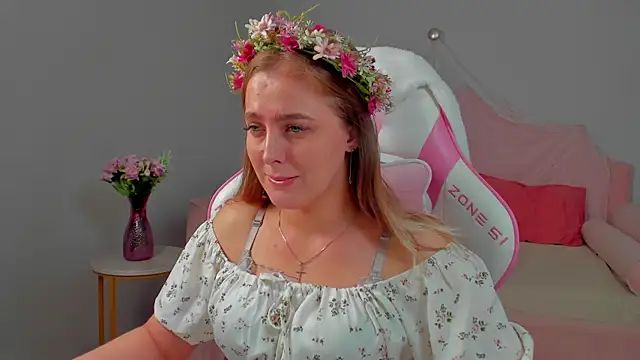 EllaBells online show from July 2026 05:05:02 AM