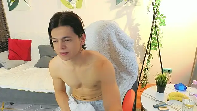 ItachiKage online show from April 2026 06:49:02 AM