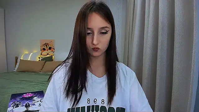 JulietteMonli online show from July 2026 02:05:17 AM