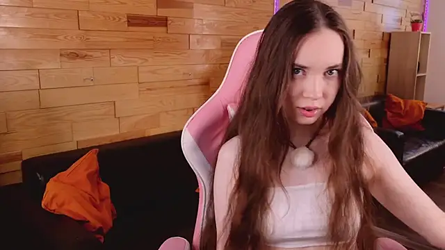 LilaMccoy online show from August 2026 03:53:02 AM