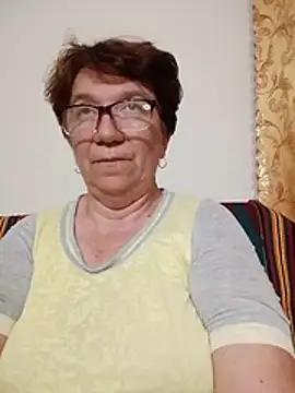 KetQueen101 online show from May 2026 08:03:02 PM