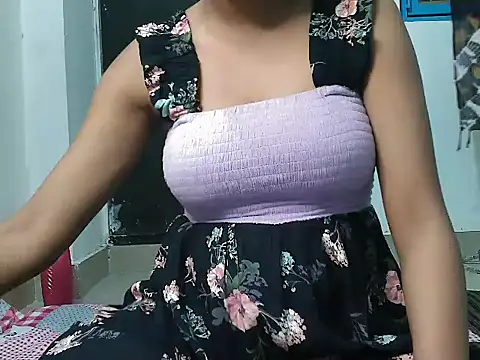 Snapshot of ur_sassypriya chatting on May 2026 04:15:01 PM ur sassypriya online show from May 2026 04:15:01 PM