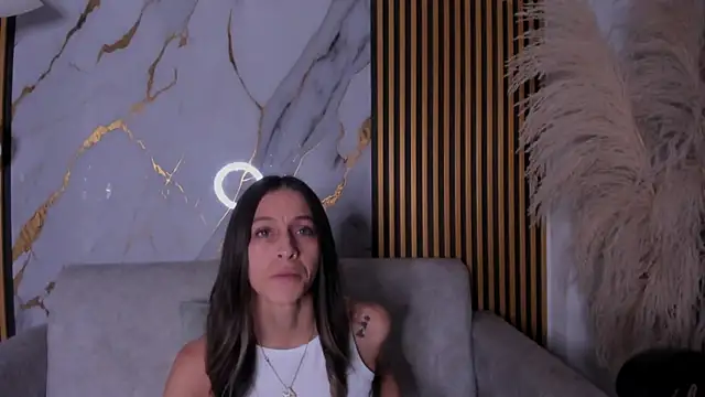 Snapshot of TinaJaneo_01 chatting on August 2026 06:04:02 AM TinaJaneo 01 online show from August 2026 06:04:02 AM