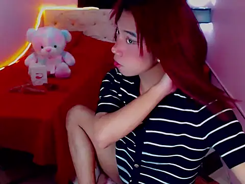 URsexyLylia online show from May 2026 04:45:01 PM