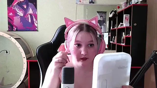 ZoyaMek online show from April 2026 06:05:02 AM