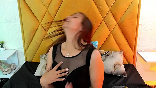 AmbersRouse online show from April 2026 09:06:02 PM