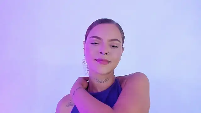 Caroline420  online show from June 2026 01:01:02 AM
