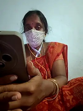 Tamil Hot HoneyBee online show from June 2026 05:59:01 PM