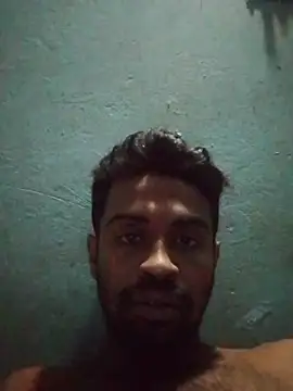 Snapshot of desibullboybd chatting on May 2026 02:33:02 PM desibullboybd online show from May 2026 02:33:02 PM