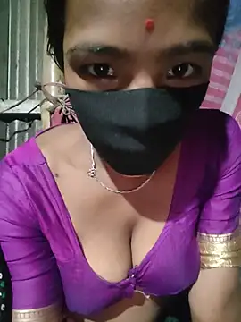 Snapshot of cuty-queen chatting on June 2026 05:51:01 PM cuty-queen online show from June 2026 05:51:01 PM