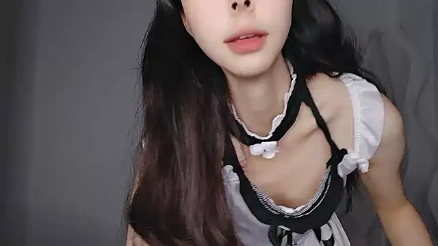 Snapshot of Zhizhi-99 chatting on July 2026 05:48:02 PM Zhizhi-99 online show from July 2026 05:48:02 PM