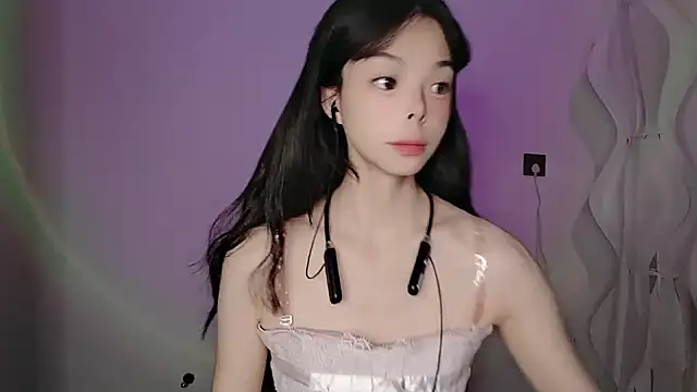 Snapshot of Zhizhi-99 chatting on July 2026 08:44:01 PM Zhizhi-99 online show from July 2026 08:44:01 PM