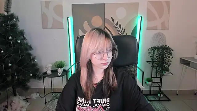 NyxCalderra online show from May 2026 08:52:02 AM