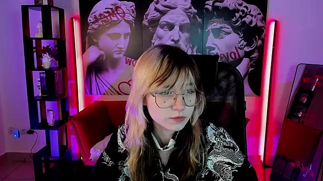NyxCalderra online show from May 2026 01:58:02 AM