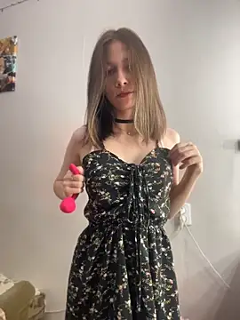 Lullaboo online show from May 2026 10:42:02 AM