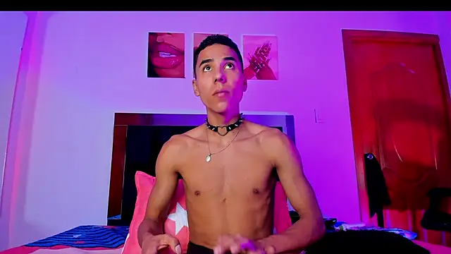 ThiagoSexy005 online show from June 2026 12:34:02 AM