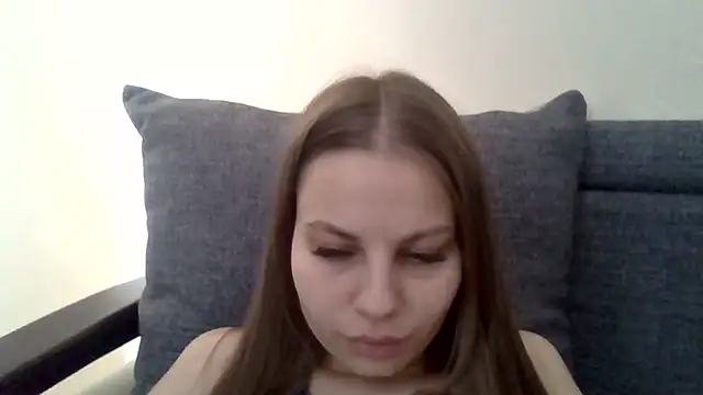 Snapshot of _Linsyy_ee_ chatting on May 2026 10:11:02 AM Linsyy ee online show from May 2026 10:11:02 AM