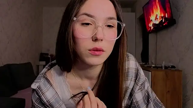 Honey Peachy online show from April 2026 01:53:02 PM