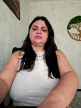 Snapshot of -CUTE-EVVIL- chatting on May 2026 05:57:01 AM -CUTE-EVVIL- online show from May 2026 05:57:01 AM
