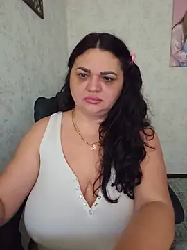 Snapshot of -CUTE-EVVIL- chatting on May 2026 06:21:01 AM -CUTE-EVVIL- online show from May 2026 06:21:01 AM