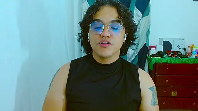 Snapshot of Diane_exotic chatting on July 2026 01:58:33 AM Diane exotic online show from July 2026 01:58:33 AM