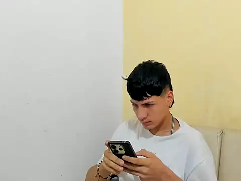 jhon-bom online show from April 2026 01:59:01 PM