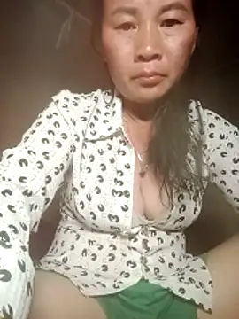 Snapshot of Lella_01 chatting on June 2026 02:43:01 PM Lella 01 online show from June 2026 02:43:01 PM
