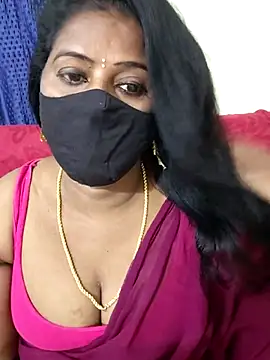 Snapshot of Sunitha-tamilponu chatting on June 2026 01:41:02 AM Sunitha-tamilponu online show from June 2026 01:41:02 AM