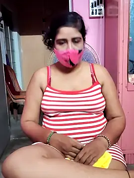 Snapshot of Rulali_44 chatting on May 2026 02:33:01 PM Rulali 44 online show from May 2026 02:33:01 PM