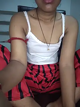 ESHA-LOVE online show from June 2026 11:35:02 PM