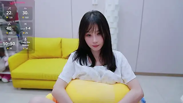 Nancy-A1 online show from May 2026 02:33:01 PM
