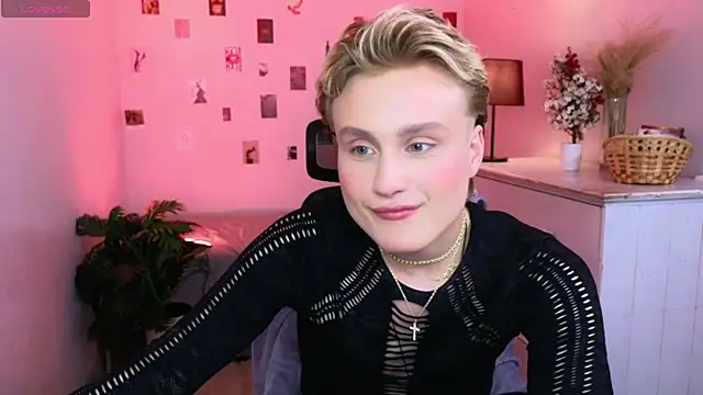 cumboydoll online show from May 2026 09:20:01 PM