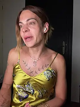 Sophiaat40 online show from June 2026 08:09:02 PM