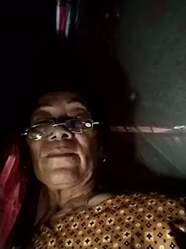 Snapshot of mouth22 chatting on May 2026 01:58:02 AM mouth22 online show from May 2026 01:58:02 AM