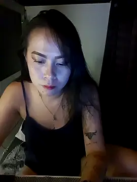 Snapshot of Bad_bish21 chatting on July 2026 01:07:02 PM Bad bish21 online show from July 2026 01:07:02 PM