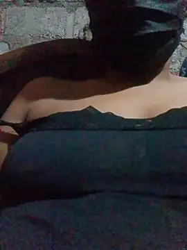 shashini97 online show from June 2026 05:28:02 PM