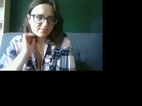 Snapshot of sensual_paris chatting on June 2026 05:19:02 AM sensual paris online show from June 2026 05:19:02 AM