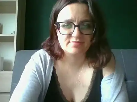 Snapshot of sensual_paris chatting on June 2026 05:31:01 AM sensual paris online show from June 2026 05:31:01 AM