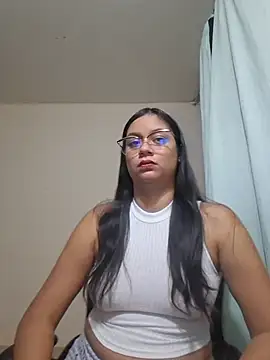 zoehot07 online show from July 2026 10:36:01 PM