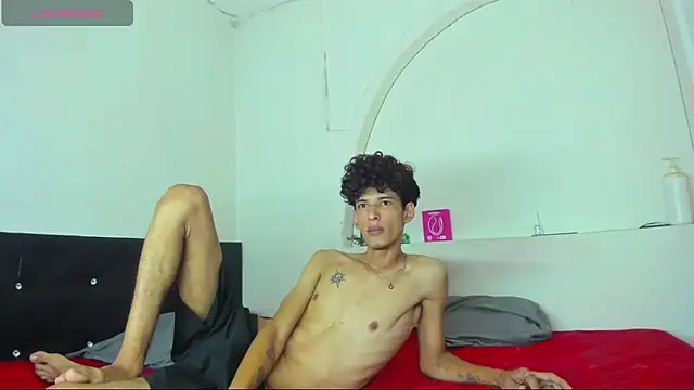 liammendoza98 online show from April 2026 11:03:02 AM