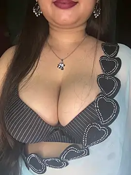 Naughty pooja44 online show from August 2026 08:39:01 AM