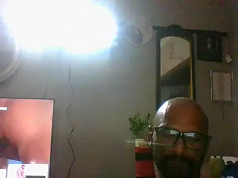 Snapshot of Lulu_Love_69 chatting on May 2026 02:29:02 AM Lulu Love 69 online show from May 2026 02:29:02 AM